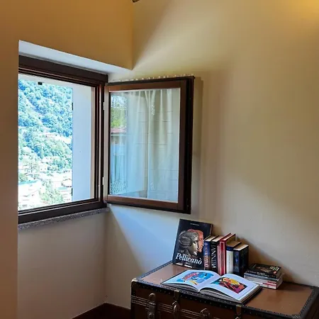 Gasthuis Crotto Double Bedroom
